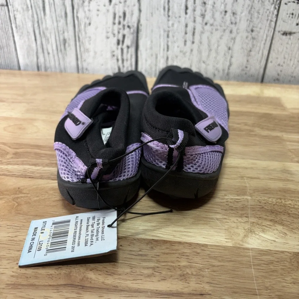 NEW! Fresko  Colorsense Water Shoes US 6 Size Slip on L2109